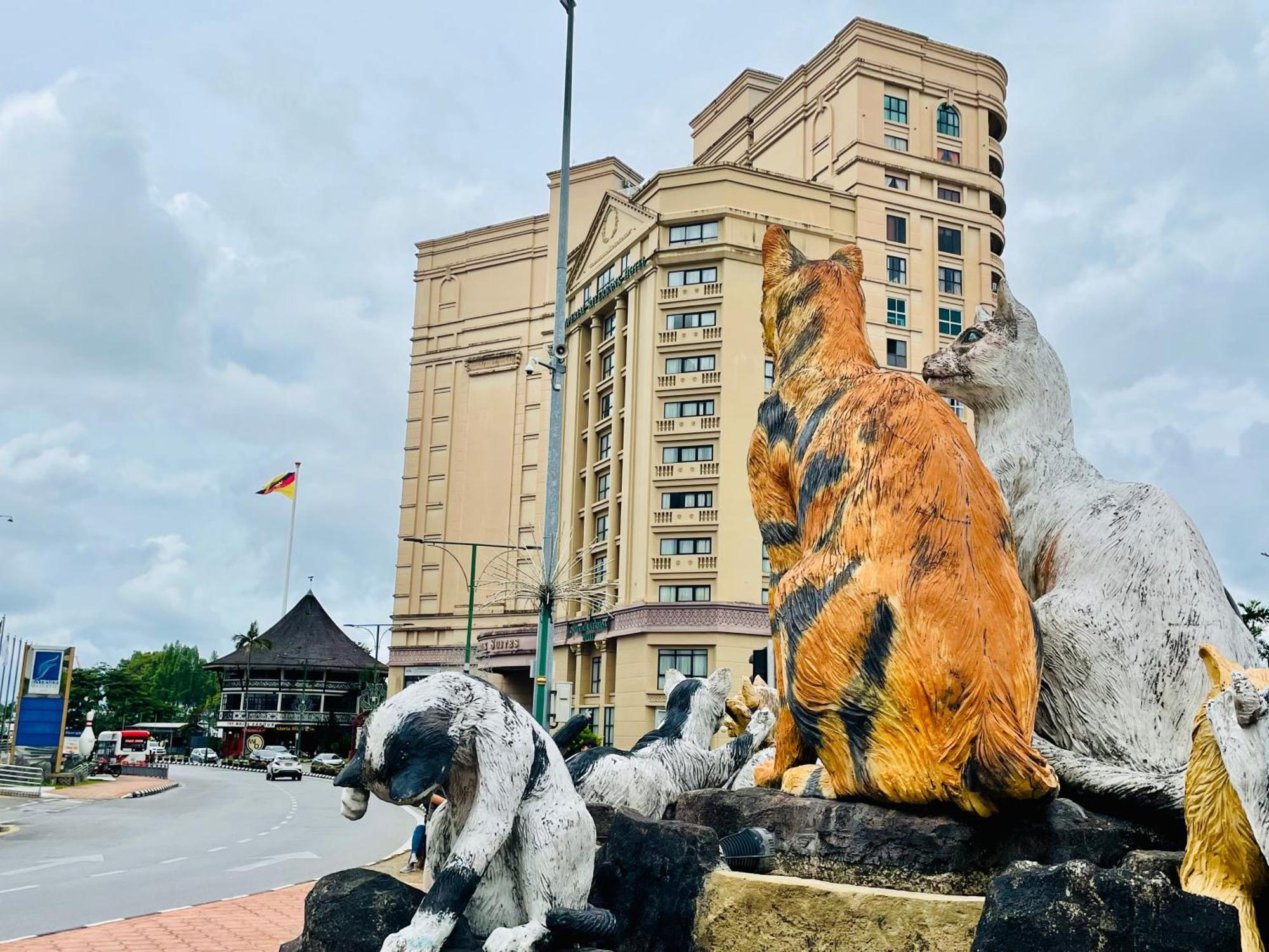 Kuching City Center Riverbank Suites With Marvelous River View Экстерьер фото